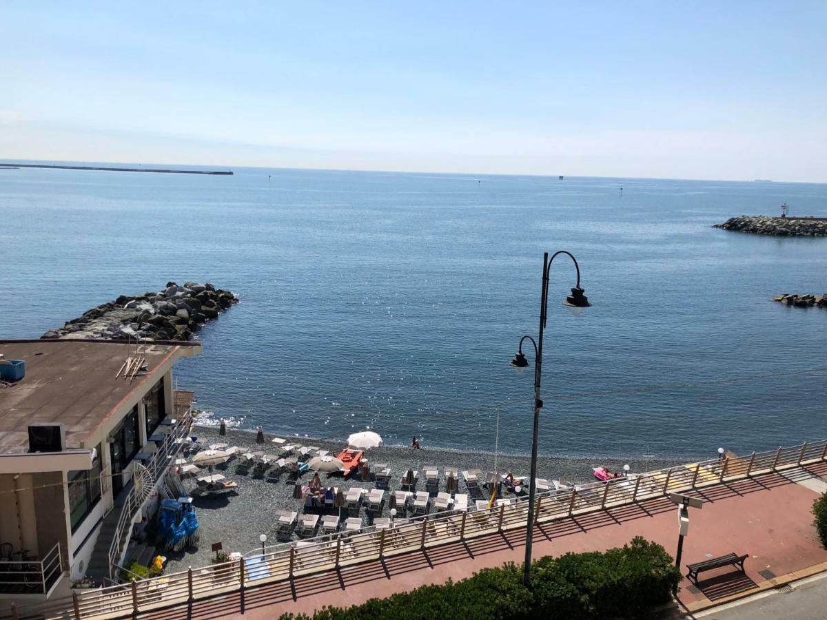 La Casetta Di Dory Sul Mare Génova Exterior foto